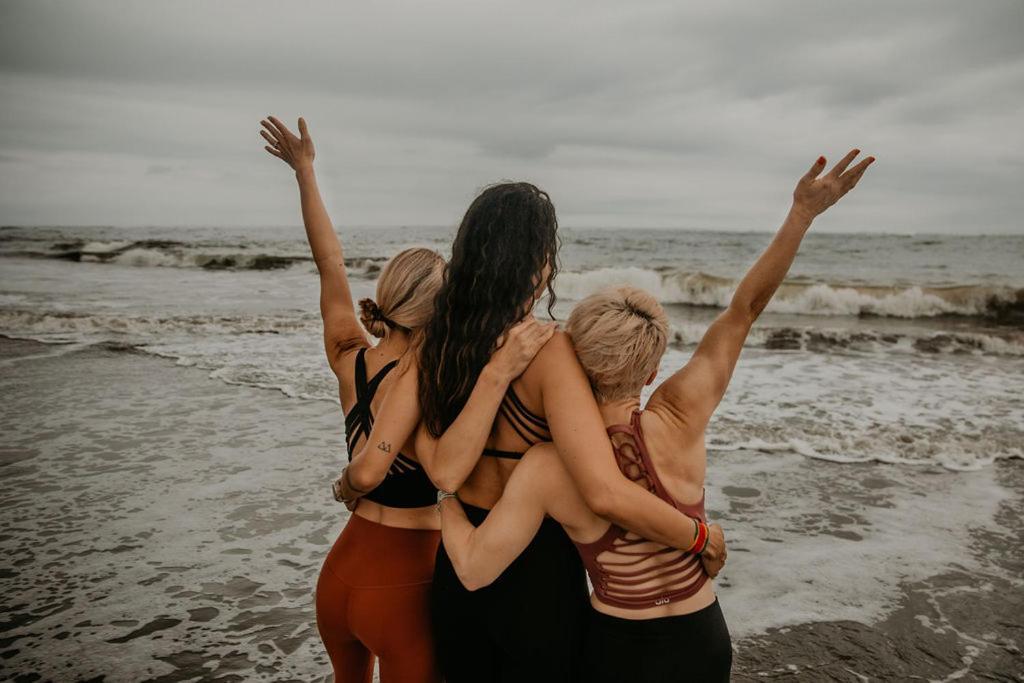 Sansara Surf Yoga & Resort Камбуталь Экстерьер фото